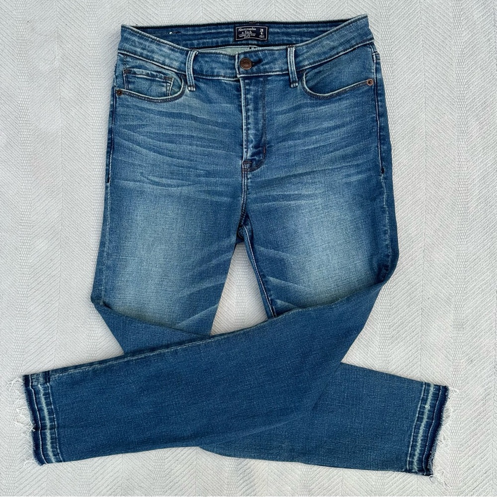 Abercrombie & Fitch harper low rise ankle jeans